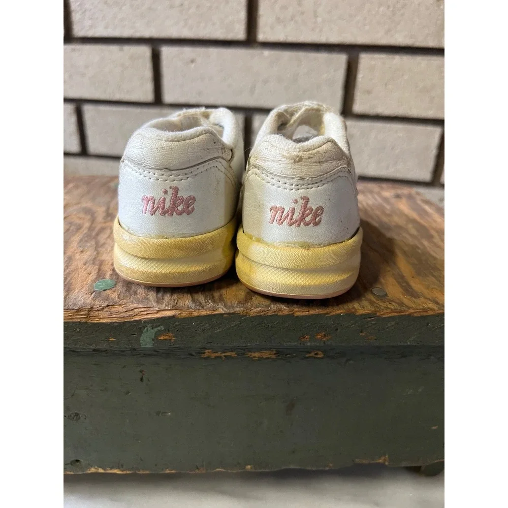 Vintage Nike 90s Toddler  White PinkVelcro Athletic Shoes Size 4